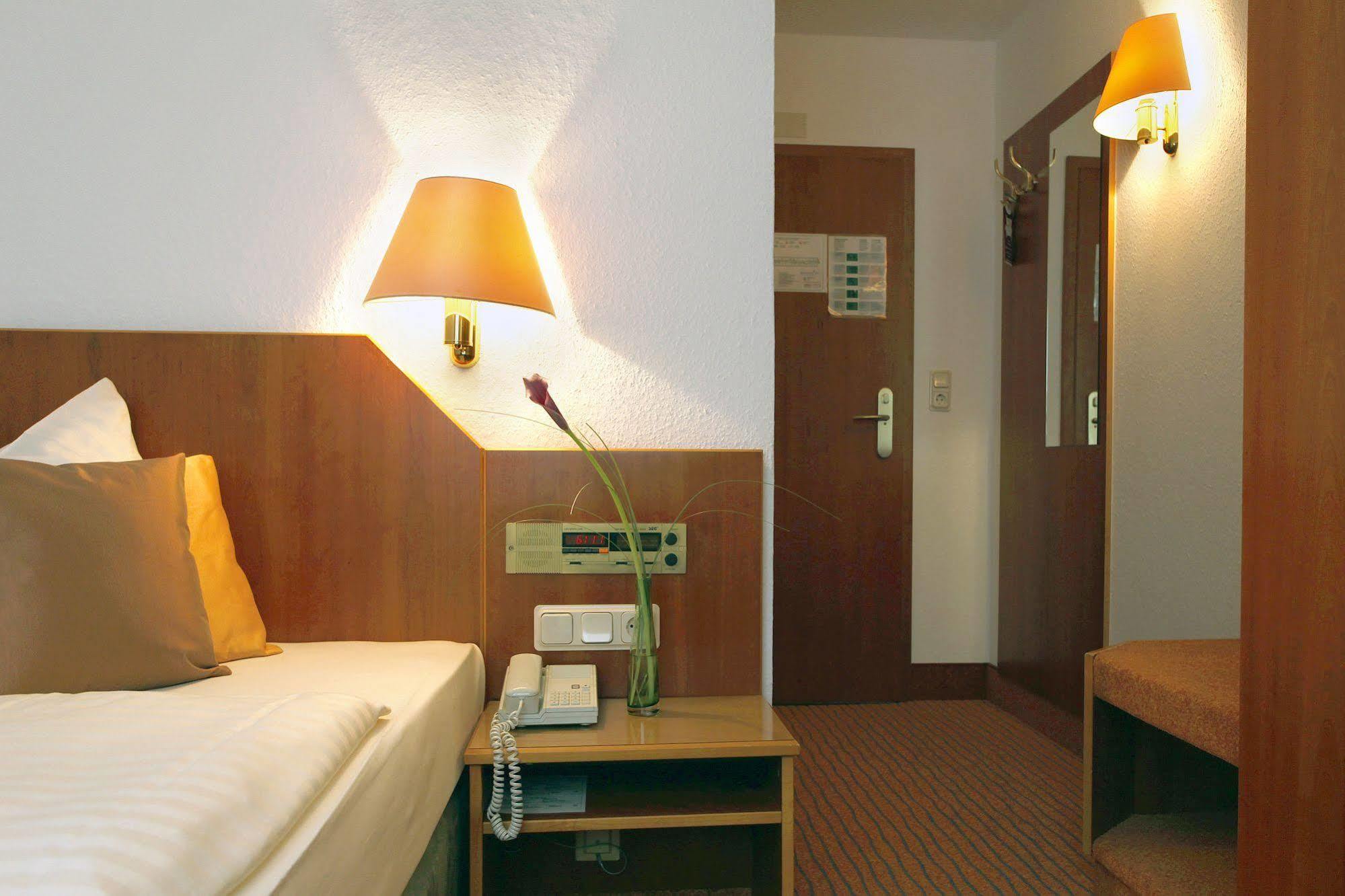 Hotel Kleefelder Hof Hanower Zewnętrze zdjęcie